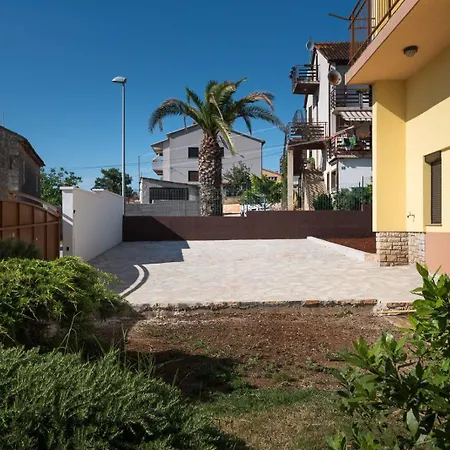 Holiday home Ferienvilla Mit Pool In *